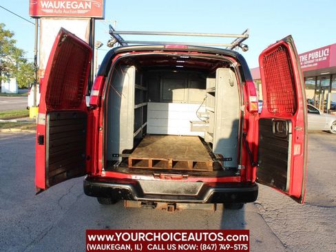 Used 2017 GMC Savana 3500 image 12