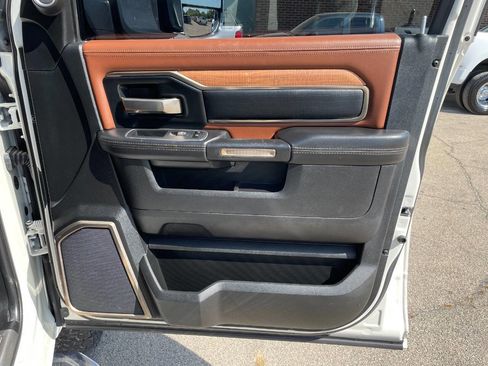 Used 2022 RAM 3500 Limited image 30