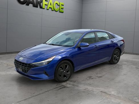 Used 2021 Hyundai Elantra SEL w/ Convenience Package FWD image 5
