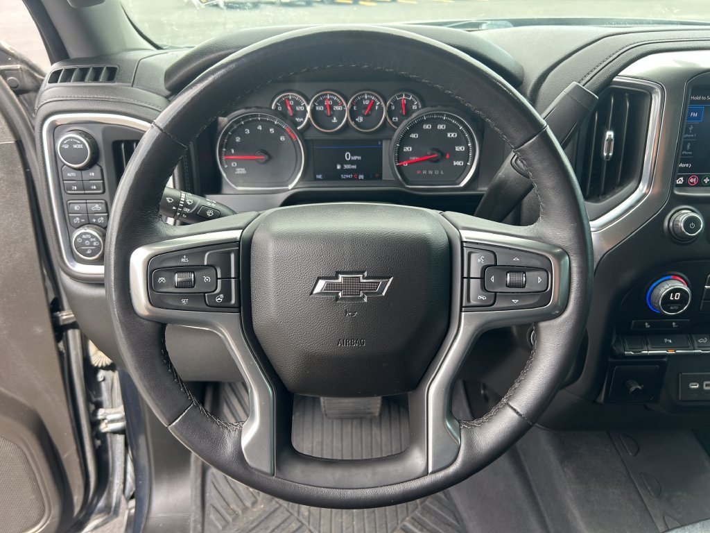 Used 2022 Chevrolet Silverado 1500 RST AWD/4WD image 19