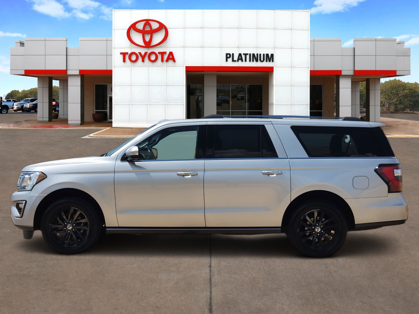 Used 2019 Ford Expedition Max Limited AWD/4WD image 3
