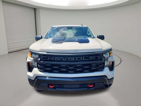 New 2026 Chevrolet Silverado 1500 Custom Trail Boss w/ LPO, Dark Essentials Package AWD/4WD image 2