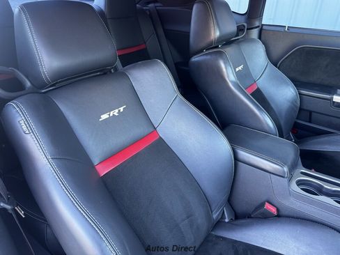 Used 2012 Dodge Challenger SRT8 image 29