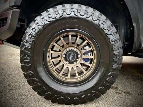 Used 2018 Ford F150 Raptor w/ Equipment Group 802A Luxury AWD/4WD image 37