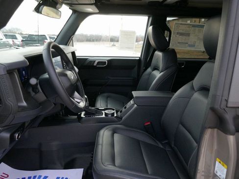 New 2025 Ford Bronco Big Bend image 12