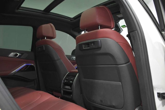 Used 2021 BMW X6 sDrive40i w/ M Sport Package RWD image 16