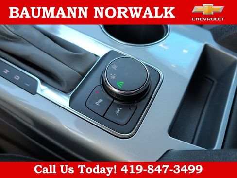 Used 2024 Chevrolet Blazer LT w/ Convenience Package FWD image 38