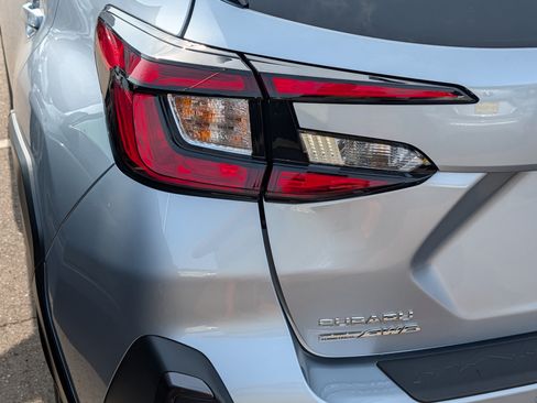 Certified 2025 Subaru Crosstrek 2.5i Limited w/ Popular Package #3A AWD/4WD image 17