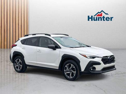 Certified 2024 Subaru Crosstrek 2.0i Premium image 1