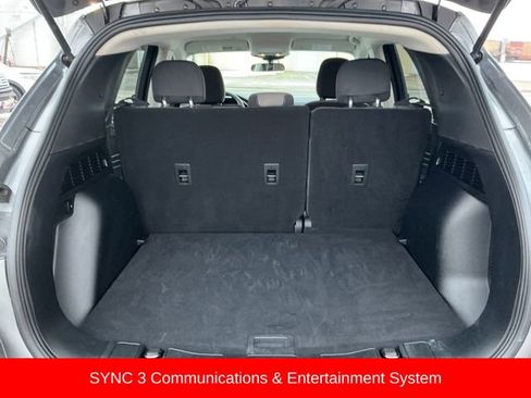 Used 2022 Ford Escape SE image 6