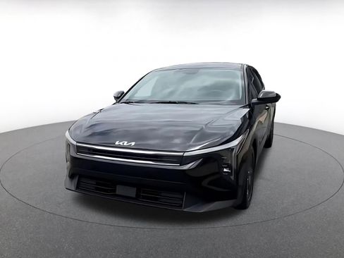 Used 2025 Kia K4 FWD image 6