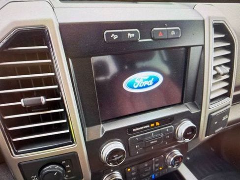 Used 2018 Ford F150 King Ranch w/ Equipment Group 601A Luxury AWD/4WD image 9