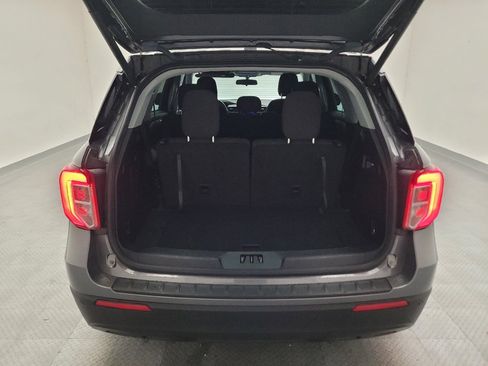 Used 2022 Ford Explorer XLT RWD image 29