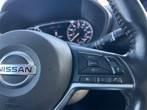 Used 2022 Nissan Sentra SR w/ SR Premium Package image 14