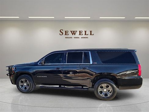 Used 2018 Chevrolet Suburban LT w/ Off-Road Package image 2