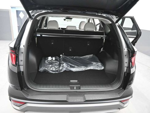 New 2026 Hyundai Tucson SEL Plus FWD image 13