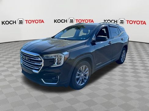 Used 2022 GMC Terrain SLT AWD/4WD image 3