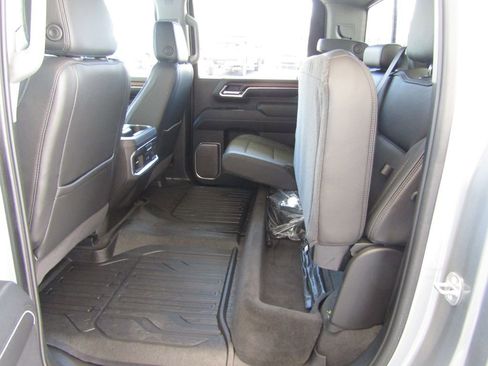 Used 2024 GMC Sierra 2500 Denali w/ Denali Reserve Package AWD/4WD image 43