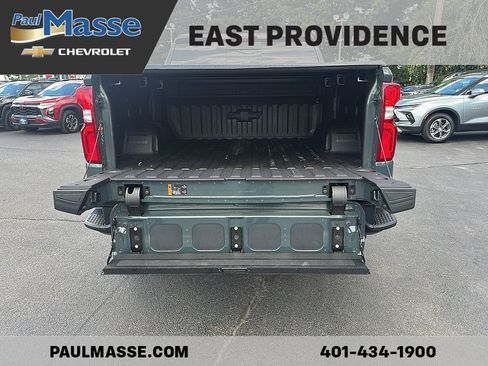 Used 2026 Chevrolet Silverado 1500 ZR2 AWD/4WD image 9