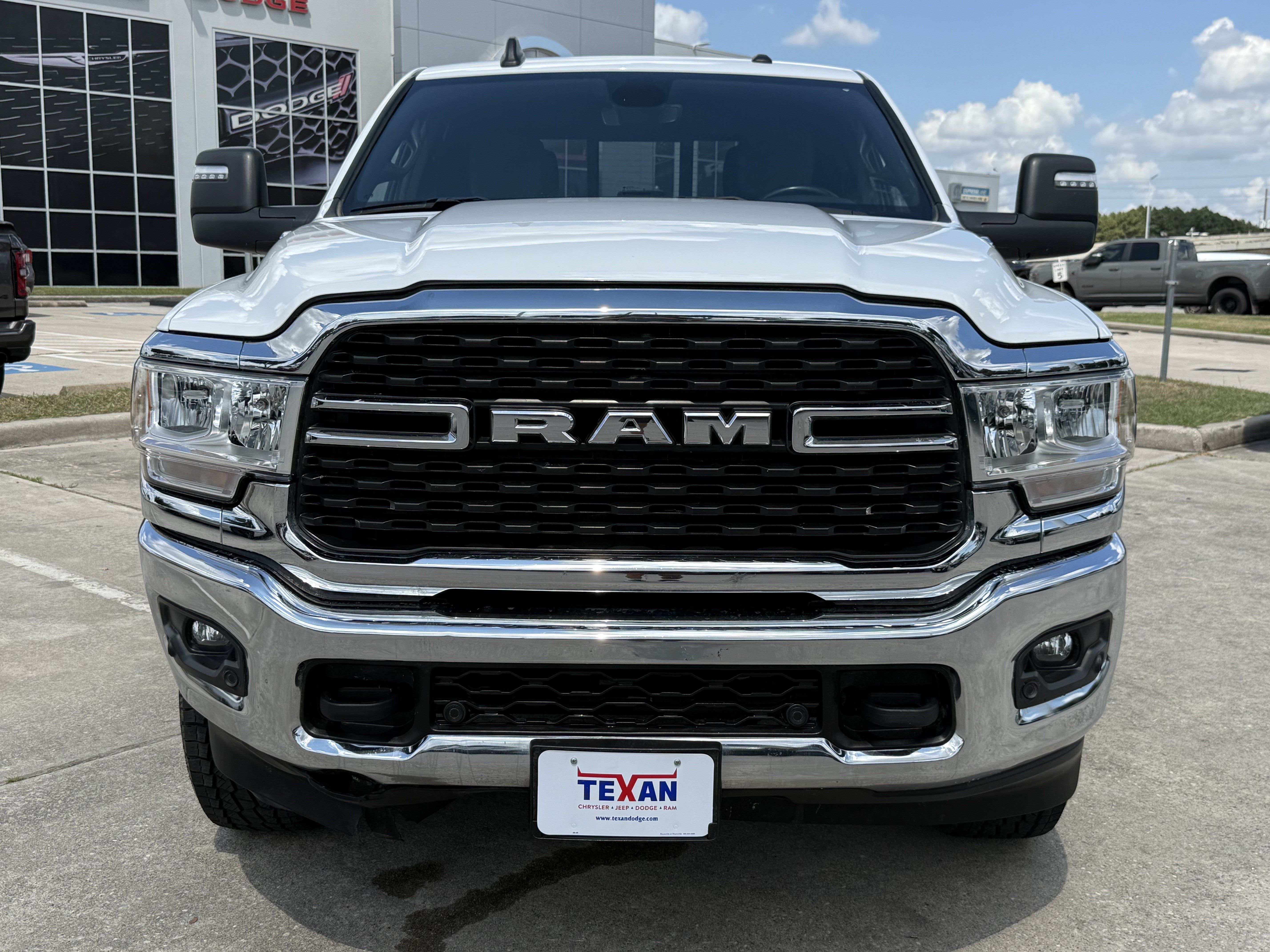 Used 2024 RAM 2500 Big Horn w/ Level 2 Equipment Group AWD/4WD image 10