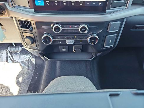 New 2025 Ford F150 XLT w/ Equipment Group 301A Standard image 18