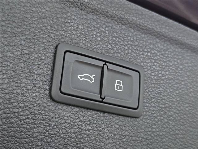 Certified 2022 Audi Q5 2.0T Premium AWD/4WD image 21