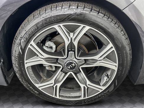 Used 2020 Kia Stinger GT-Line image 38