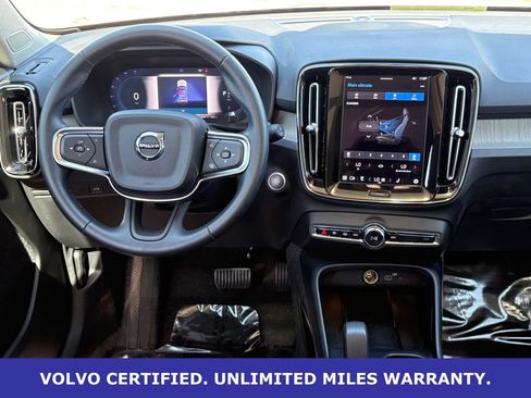 Certified 2025 Volvo XC40 B5 Core image 13