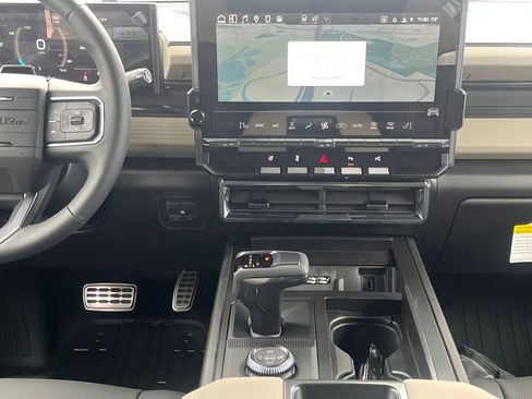New 2026 GMC Hummer EV SUV w/ LPO, Sport Package image 19