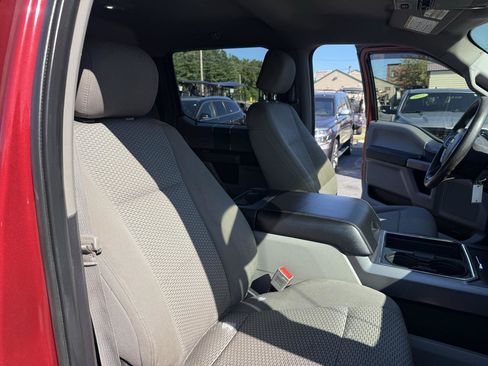 Used 2019 Ford F250 XLT w/ XLT Premium Package AWD/4WD image 16