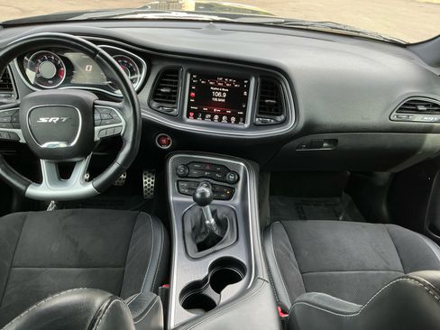 Used 2016 Dodge Challenger SRT image 16