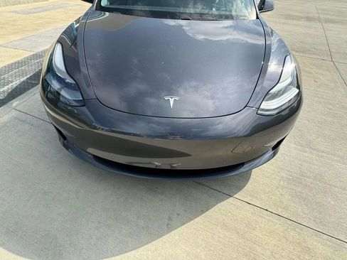 Used 2023 Tesla Model 3 Standard Range image 23