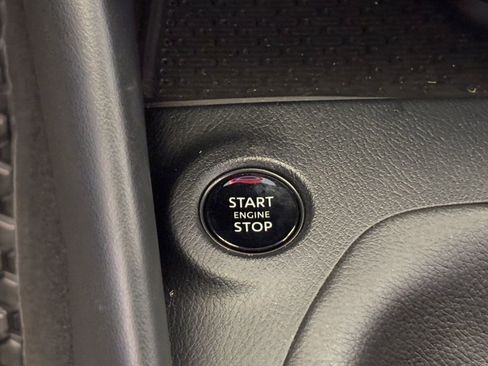 Certified 2024 Nissan Z Performance w/ Floor Mat Package image 21