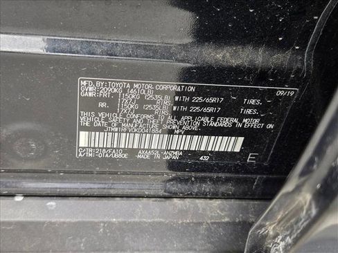 Used 2019 Toyota RAV4 XLE image 23