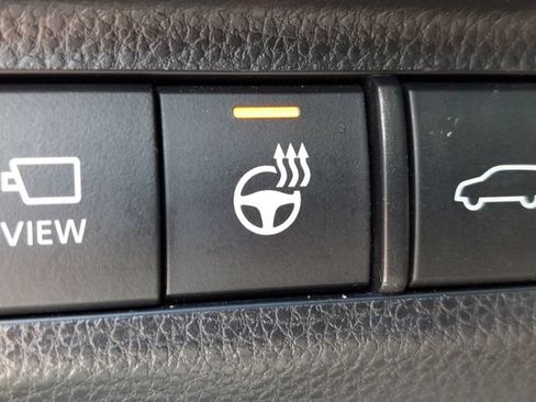 Used 2019 Toyota RAV4 Limited AWD/4WD image 39
