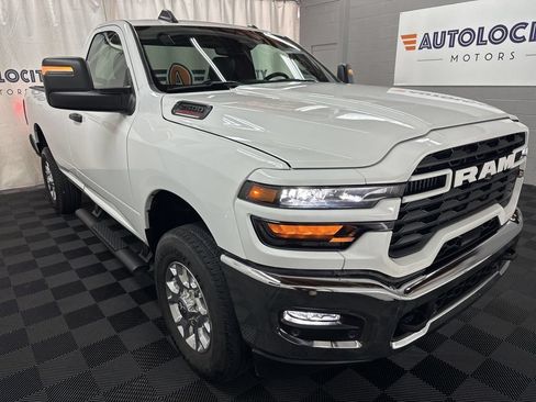 Used 2025 RAM 2500 Tradesman AWD/4WD image 3