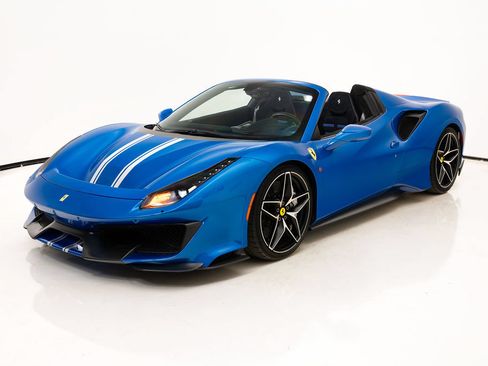 Certified 2019 Ferrari 488 Pista Spider RWD image 6