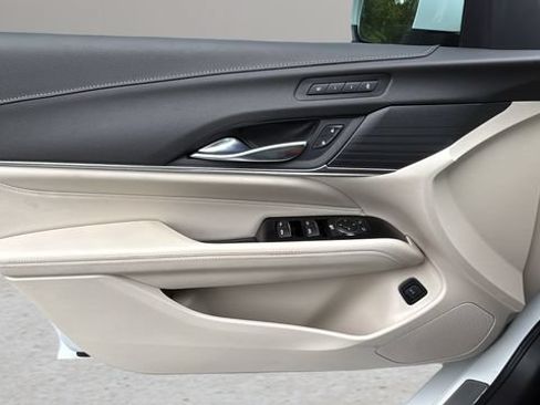 Used 2022 Cadillac CT4 Premium Luxury w/ Climate Package RWD image 17
