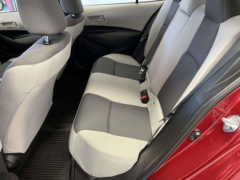 Used 2025 Toyota Corolla LE w/ Convenience Package image 15