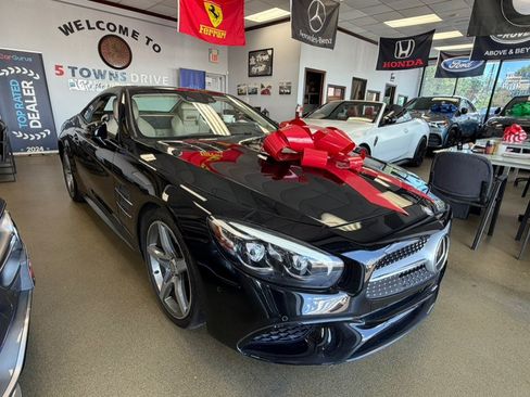 Used 2017 Mercedes-Benz SL 550 image 17