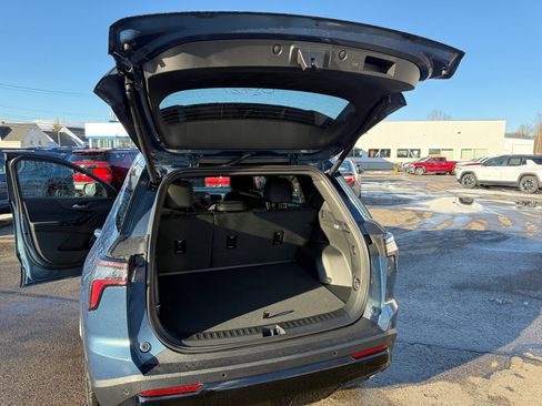 New 2026 Chevrolet Equinox RS w/ Convenience Package III image 25