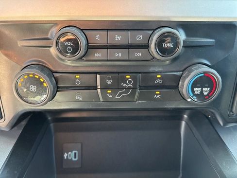 Used 2024 Ford F250 XLT w/ FX4 Off-Road Package AWD/4WD image 40