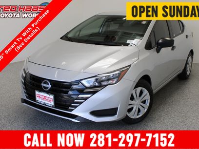 Used 2025 Nissan Versa S w/ Trunk Package
