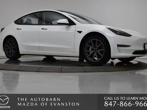 Used 2023 Tesla Model 3 Standard Range image 10