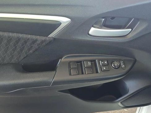 Used 2018 Honda Fit Sport image 11