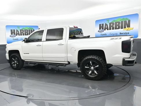 Used 2021 Ford F150 XLT w/ Equipment Group 302A High AWD/4WD image 3