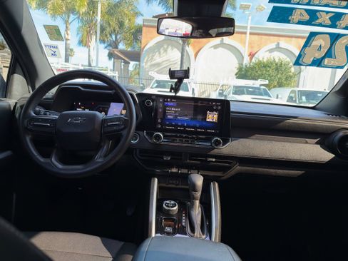 Used 2024 Chevrolet Colorado Trail Boss w/ Advanced Trailering Package image 25