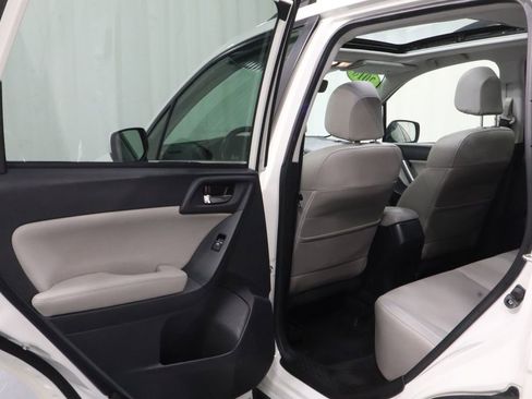 Used 2018 Subaru Forester 2.5i Limited AWD/4WD image 14