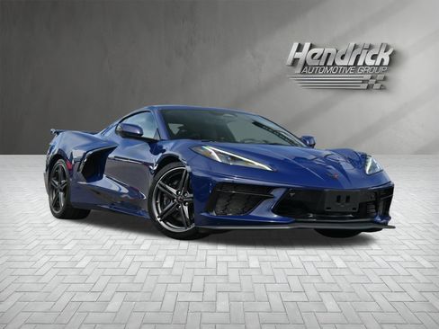 Used 2025 Chevrolet Corvette Stingray Premium Cpe w/ Z51 Performance Package image 2