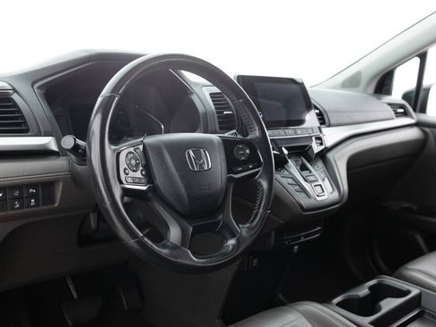 Used 2018 Honda Odyssey Touring image 23